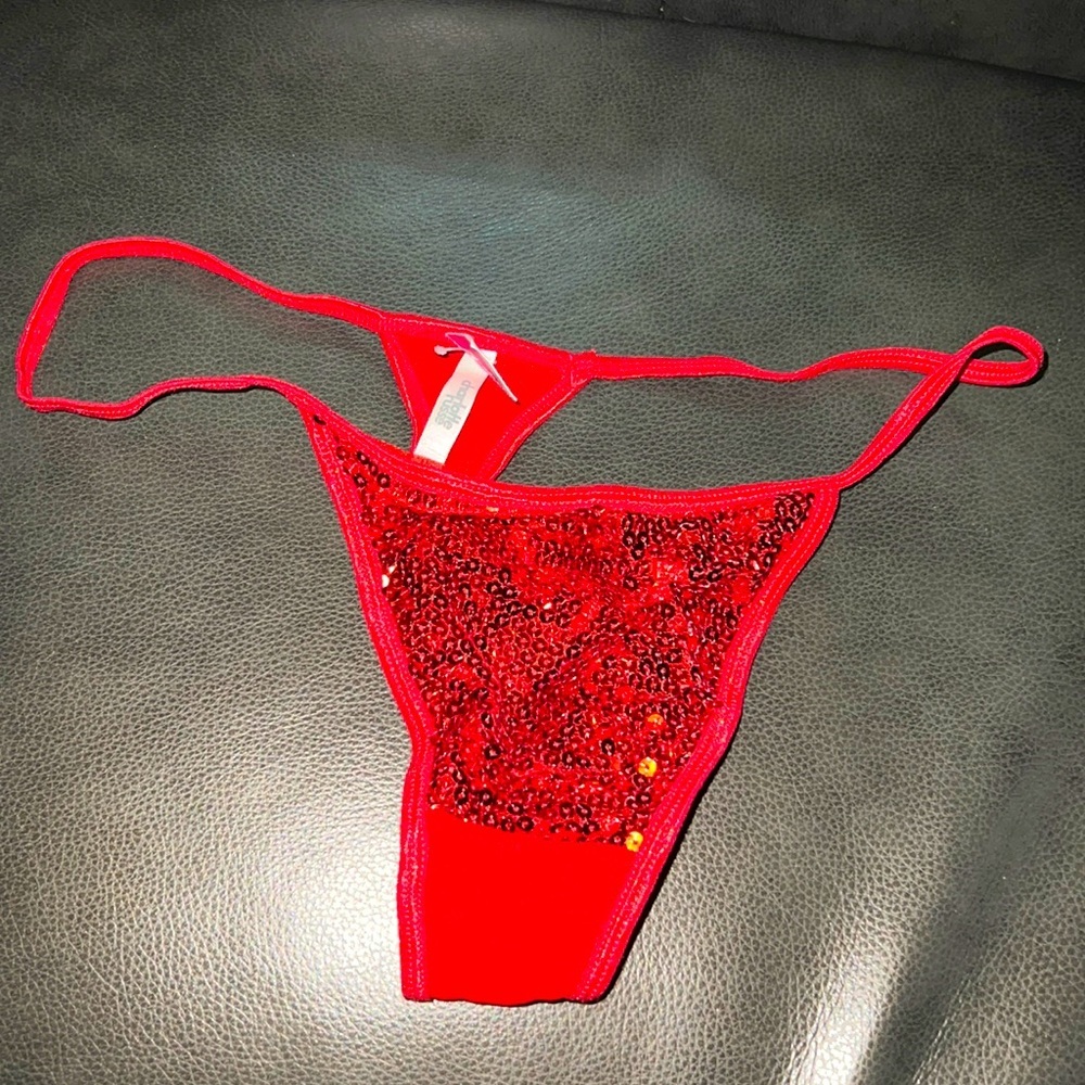 NWT Charlotte Russe red thong size: XL